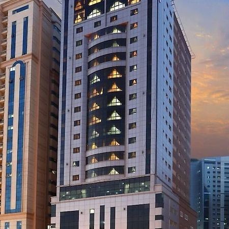 Al Hayat Hotel Suites Шарджа Экстерьер фото