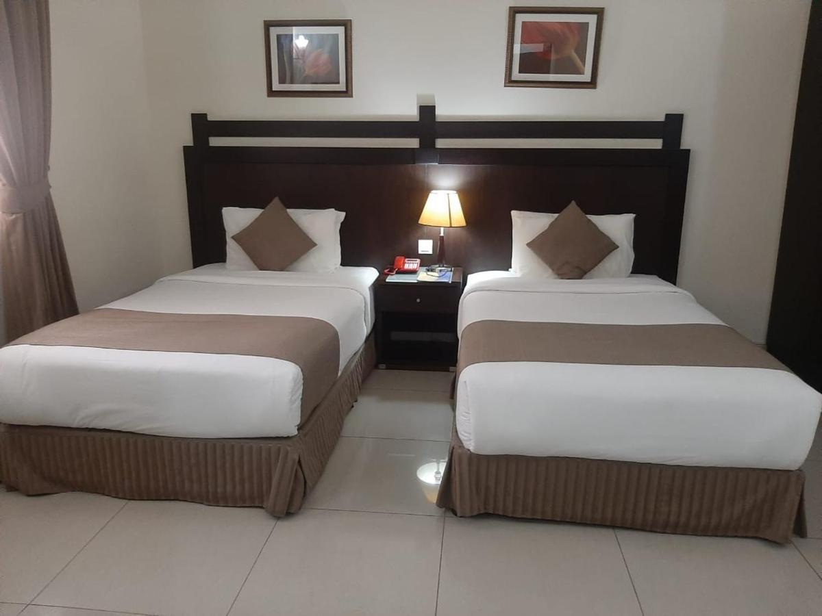 Al Hayat Hotel Suites Шарджа Экстерьер фото