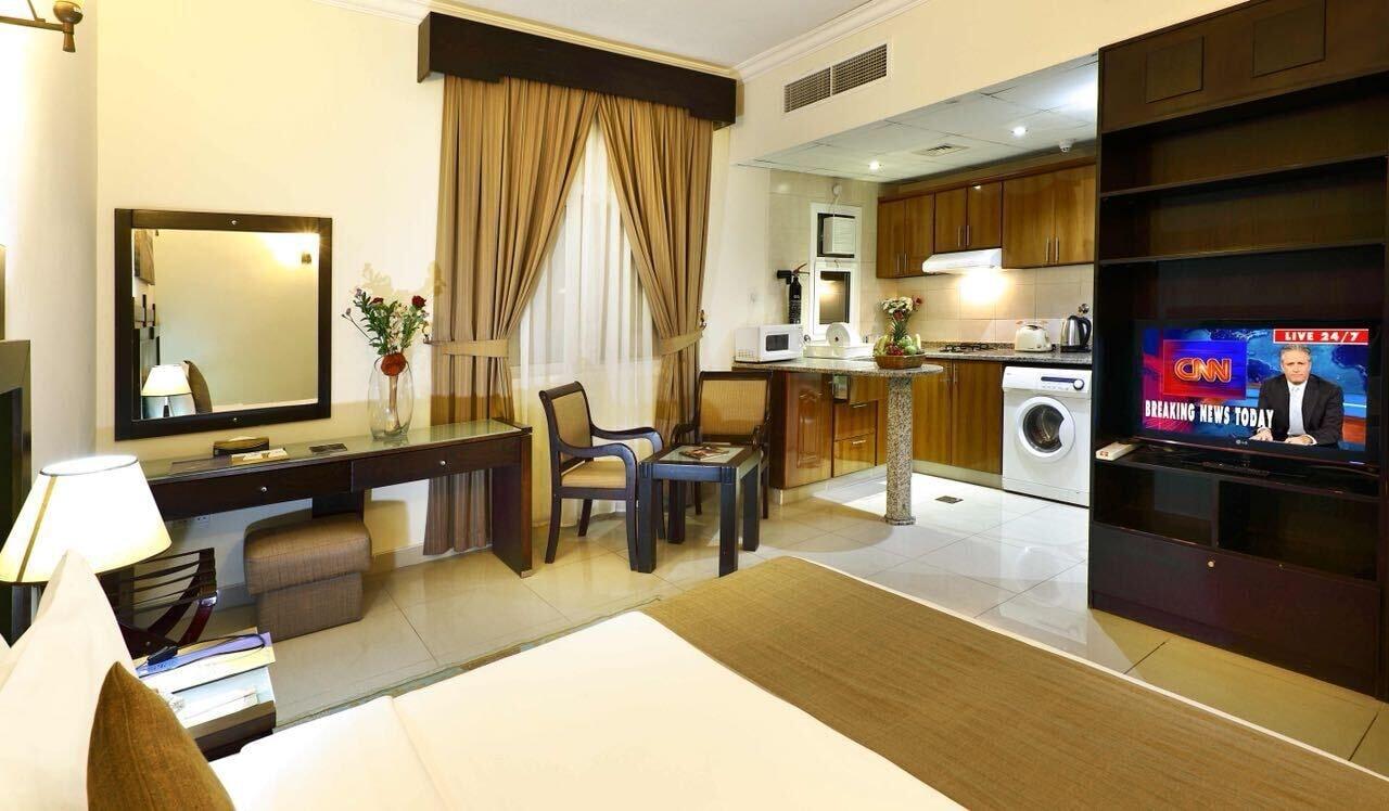 Al Hayat Hotel Suites Шарджа Экстерьер фото