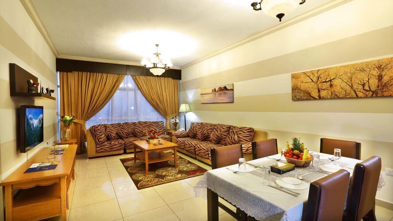 Al Hayat Hotel Suites Шарджа Экстерьер фото