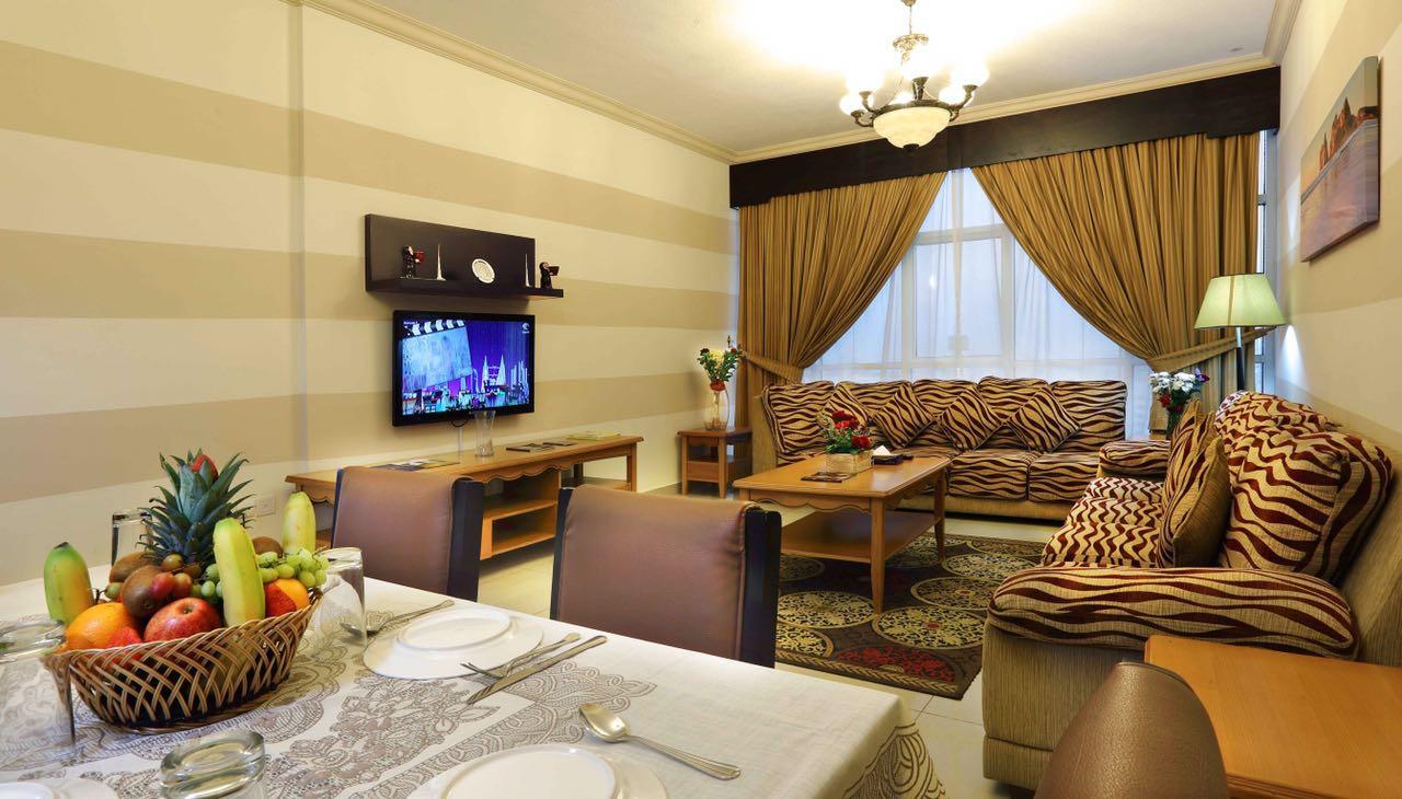 Al Hayat Hotel Suites Шарджа Экстерьер фото
